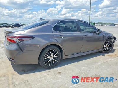 Trzecie zdjęcie samochodu z tyłu: 2023 TOYOTA CAMRY SE VIN:4T1G11AK4PU798390 - miniatura