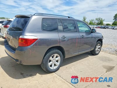 Trzecie zdjęcie samochodu z tyłu: 2010 TOYOTA HIGHLANDER BASE VIN:5TDZK3EH2AS013591 - miniatura