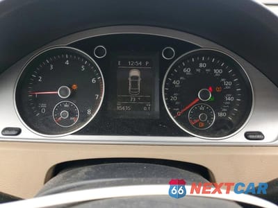 Zdjęcie 9 z 12 samochodu: 2014 VOLKSWAGEN CC SPORT VIN:WVWBP7AN2EE515650 - miniatura