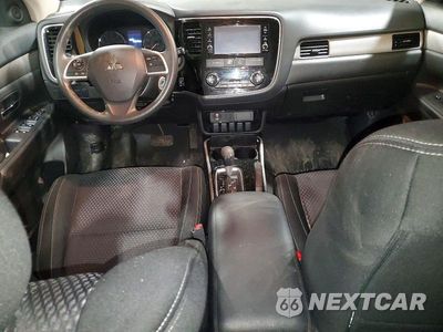 Zdjęcie 8 z 13 samochodu: 2018 MITSUBISHI OUTLANDER SE VIN:JA4AZ3A3XJZ058029 - miniatura