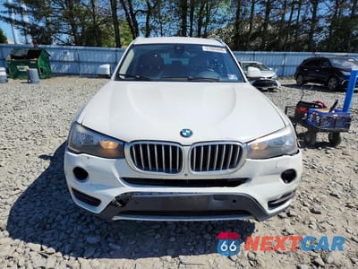Piąte zdjęcie samochodu w środku: 2017 BMW X3 XDRIVE28I VIN:5UXWX9C34H0W67213 - miniatura