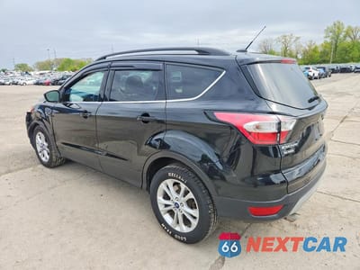 Drugie zdjęcie samochodu z przodu: 2017 FORD ESCAPE SE VIN:1FMCU0GD5HUE22503 - miniatura