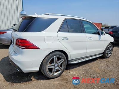 Trzecie zdjęcie samochodu z tyłu: 2016 MERCEDES-BENZ GLE 350 VIN:4JGDA2EB4GA767550 - miniatura