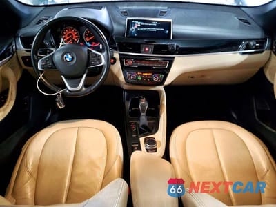 Zdjęcie 8 z 12 samochodu: 2017 BMW X1 SDRIVE28I VIN:WBXHU7C31H5H36844 - miniatura