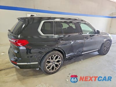 Trzecie zdjęcie samochodu z tyłu: 2022 BMW X7 XDRIVE40I VIN:5UXCW2C03N9M42789 - miniatura