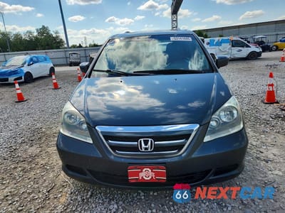 Piąte zdjęcie samochodu w środku: 2006 HONDA ODYSSEY EXL VIN:5FNRL38746B413809 - miniatura