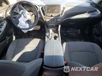 Zdjęcie 8 z 12 samochodu: 2017 CHEVROLET MALIBU LT VIN:1G1ZE5ST8HF284525 - miniatura