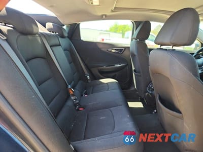 Zdjęcie 10 z 12 samochodu: 2020 CHEVROLET MALIBU LT VIN:1G1ZD5ST1LF088020 - miniatura