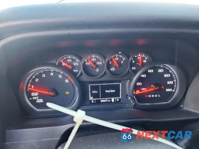 Zdjęcie 9 z 12 samochodu: 2023 CHEVROLET SILVERADO C1500 VIN:3GCNAAEK6PG347244 - miniatura