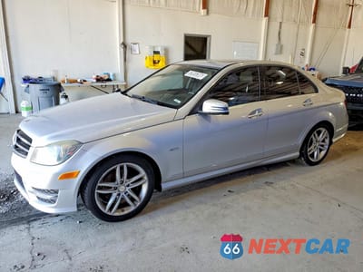2012 MERCEDES-BENZ C 250 WDDGF4HB0CR218665 - główne zdjęcie licytacji z USA - miniatura
