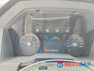 Zdjęcie 9 z 12 samochodu: 2015 FORD F250 SUPER DUTY BOX TRUCK VIN:1FDBF2B6XFEA47578 - miniatura