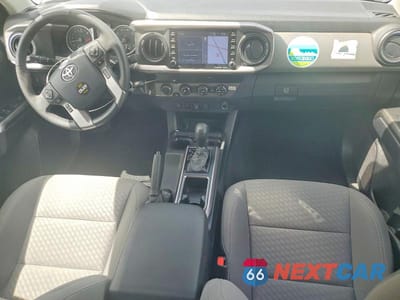 Zdjęcie 8 z 12 samochodu: 2020 TOYOTA TACOMA SR5 V6 VIN:3TMCZ5AN7LM358112 - miniatura