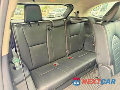 Zdjęcie 11 z 14 samochodu: 2023 TOYOTA HIGHLANDER XLE VIN:5TDKDRBH6PS515550 - miniatura