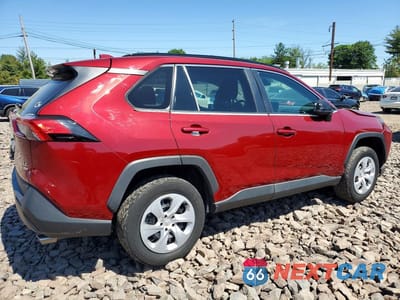 Trzecie zdjęcie samochodu z tyłu: 2019 TOYOTA RAV4 LE VIN:2T3F1RFV2KC025495 - miniatura
