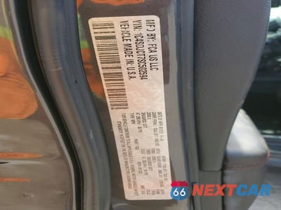 Zdjęcie 14 z 14 samochodu: 2025 DODGE DURANGO R VIN:1C4SDJCT7SC502594 - miniatura