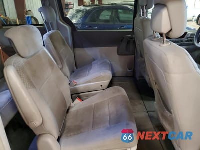 Zdjęcie 10 z 12 samochodu: 2010 CHRYSLER TOWN & COUNTRY TOURING VIN:2A4RR5D17AR454535 - miniatura