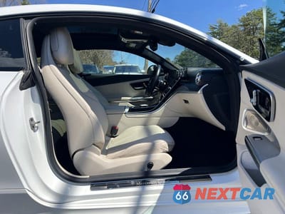 Piąte zdjęcie samochodu w środku: 2024 MERCEDES-BENZ CLE 300 4MATIC VIN:W1KMJ4HB0RF011673 - miniatura