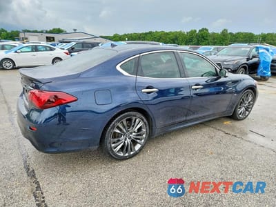 Trzecie zdjęcie samochodu z tyłu: 2017 INFINITI Q70 3.7 VIN:JN1BY1AP5HM740217 - miniatura