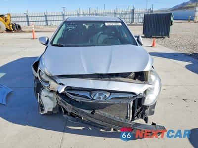 Piąte zdjęcie samochodu w środku: 2013 HYUNDAI ACCENT GS VIN:KMHCT5AE3DU087544 - miniatura
