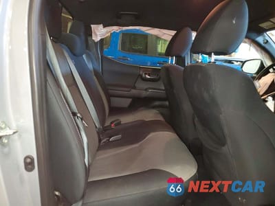 Zdjęcie 10 z 12 samochodu: 2020 TOYOTA TACOMA SR5 V6 VIN:5TFDZ5BN5LX050935 - miniatura