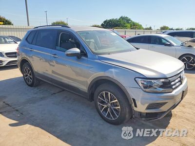 Czwarte zdjęcie samochodu z boku: 2021 VOLKSWAGEN TIGUAN S VIN:3VV1B7AX9MM029147 - miniatura