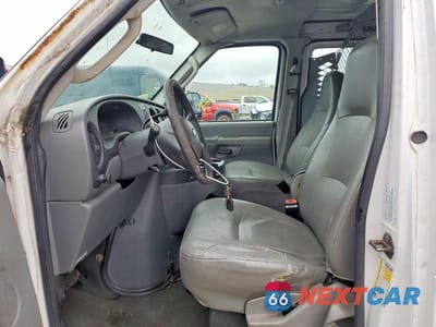 Zdjęcie 7 z 12 samochodu: 2006 FORD ECONOLINE VIN:1FTNS24W16DA03467 - miniatura