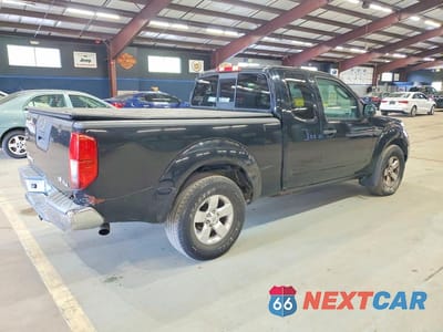 Trzecie zdjęcie samochodu z tyłu: 2011 NISSAN FRONTIER SV V6 VIN:1N6AD0CW6BC426802 - miniatura