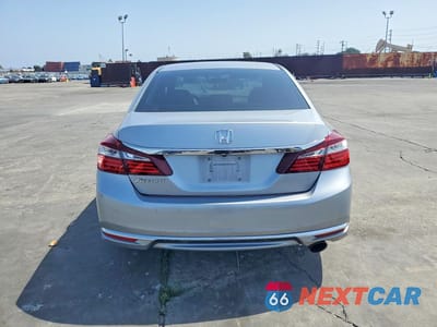 Zdjęcie 6 z 12 samochodu: 2016 HONDA ACCORD LX VIN:1HGCR2F3XGA046909 - miniatura