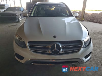 Piąte zdjęcie samochodu w środku: 2017 MERCEDES-BENZ GLC 300 VIN:WDC0G4JB3HF158807 - miniatura