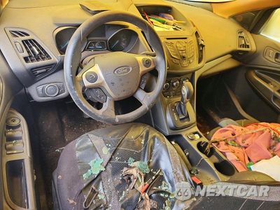 Zdjęcie 8 z 12 samochodu: 2013 FORD ESCAPE S VIN:1FMCU0F72DUC97935 - miniatura