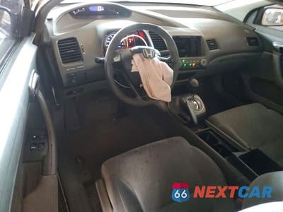 Zdjęcie 8 z 12 samochodu: 2008 HONDA CIVIC LX VIN:2HGFG12608H559683 - miniatura