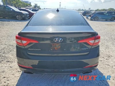 Zdjęcie 6 z 12 samochodu: 2017 HYUNDAI SONATA SPORT VIN:5NPE34AF1HH558154 - miniatura