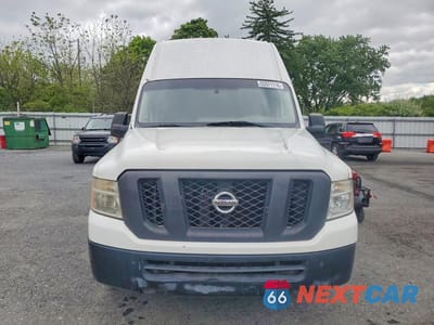 Piąte zdjęcie samochodu w środku: 2015 NISSAN NV 2500 VIN:1N6BF0LY1FN807466 - miniatura