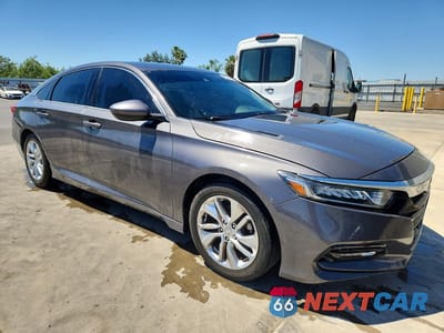 Czwarte zdjęcie samochodu z boku: 2019 HONDA ACCORD LX VIN:1HGCV1F14KA075450 - miniatura