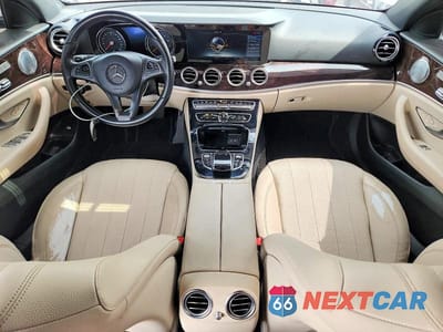Zdjęcie 8 z 12 samochodu: 2017 MERCEDES-BENZ E 300 VIN:WDDZF4JB9HA243055 - miniatura