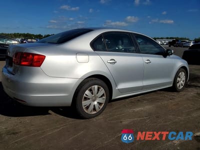 Trzecie zdjęcie samochodu z tyłu: 2012 VOLKSWAGEN JETTA SE VIN:3VWDP7AJ7CM411651 - miniatura