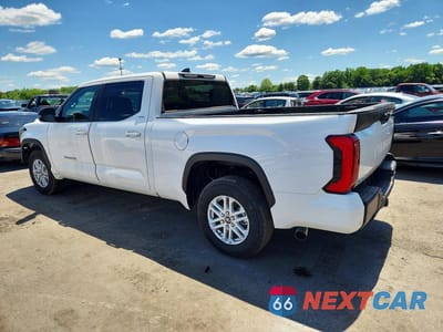 Drugie zdjęcie samochodu z przodu: 2026 TOYOTA TUNDRA CREWMAX SR5 VIN:5TFLA5EC8TX051414 - miniatura