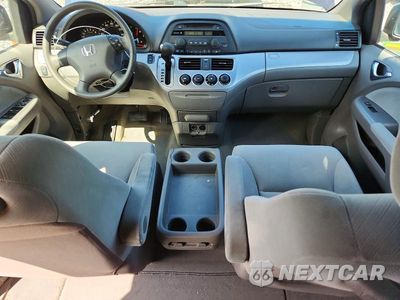 Zdjęcie 8 z 13 samochodu: 2010 HONDA ODYSSEY LX VIN:5FNRL3H21AB100228 - miniatura