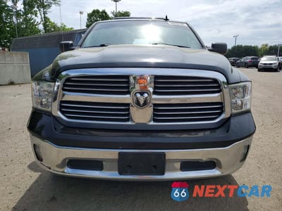 Piąte zdjęcie samochodu w środku: 2015 RAM 1500 SLT VIN:3C6RR7LTXFG710112 - miniatura