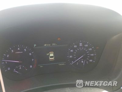 Zdjęcie 9 z 12 samochodu: 2018 GENESIS G80 SPORT VIN:KMHGN4JB2JU245461 - miniatura