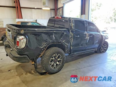 Trzecie zdjęcie samochodu z tyłu: 2026 GMC CANYON AT4X VIN:1GTP2EEK9T1110866 - miniatura
