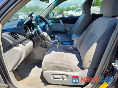 Zdjęcie 7 z 14 samochodu: 2008 TOYOTA HIGHLANDER SPORT VIN:JTEES43A482017214 - miniatura