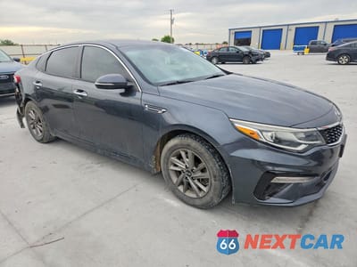 Czwarte zdjęcie samochodu z boku: 2020 KIA OPTIMA LX VIN:5XXGT4L33LG384054 - miniatura