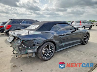 Trzecie zdjęcie samochodu z tyłu: 2019 FORD MUSTANG VIN:1FATP8UH1K5115659 - miniatura