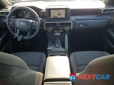 Zdjęcie 8 z 12 samochodu: 2025 TOYOTA TACOMA SR VIN:3TYLD5KN4ST012213 - miniatura