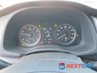 Zdjęcie 9 z 12 samochodu: 2018 HYUNDAI TUCSON SEL PLUS VIN:KM8J33A49JU635951 - miniatura