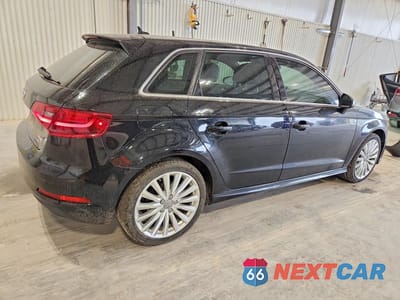 Trzecie zdjęcie samochodu z tyłu: 2016 AUDI A3 E-TRON PREMIUM PLUS VIN:WAUTPBFF0GA048776 - miniatura