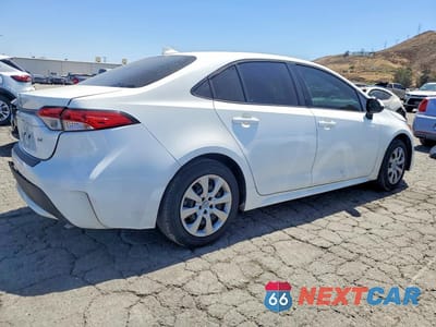 Trzecie zdjęcie samochodu z tyłu: 2021 TOYOTA COROLLA LE VIN:5YFEPMAEXMP147506 - miniatura