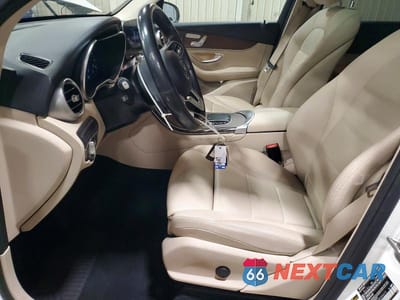 Zdjęcie 7 z 14 samochodu: 2021 MERCEDES-BENZ GLC 300 4MATIC VIN:W1N0G8EB5MF890673 - miniatura
