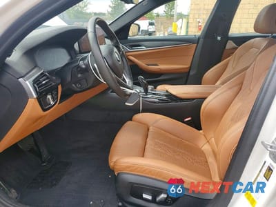 Zdjęcie 7 z 12 samochodu: 2021 BMW 530 I VIN:WBA53BH05MWX24490 - miniatura